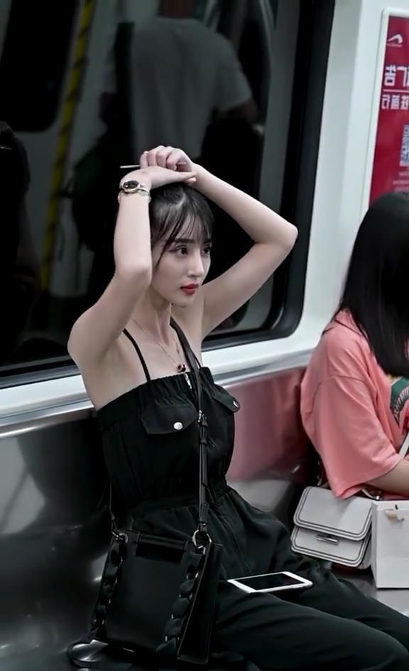 10702.jpg